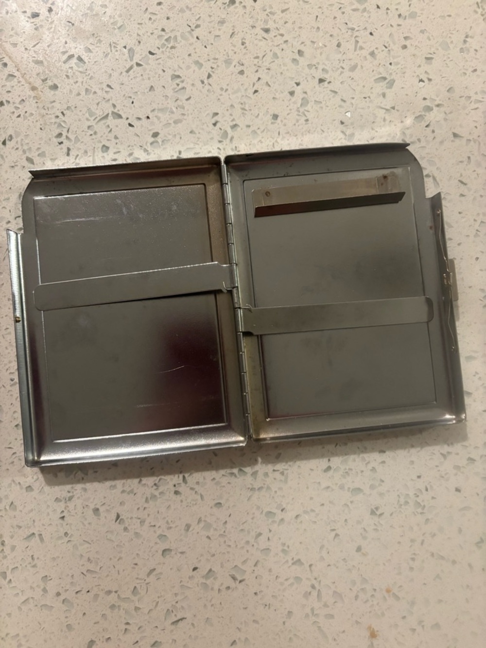 Ferrari cigarette case. - Picture 2 of 5